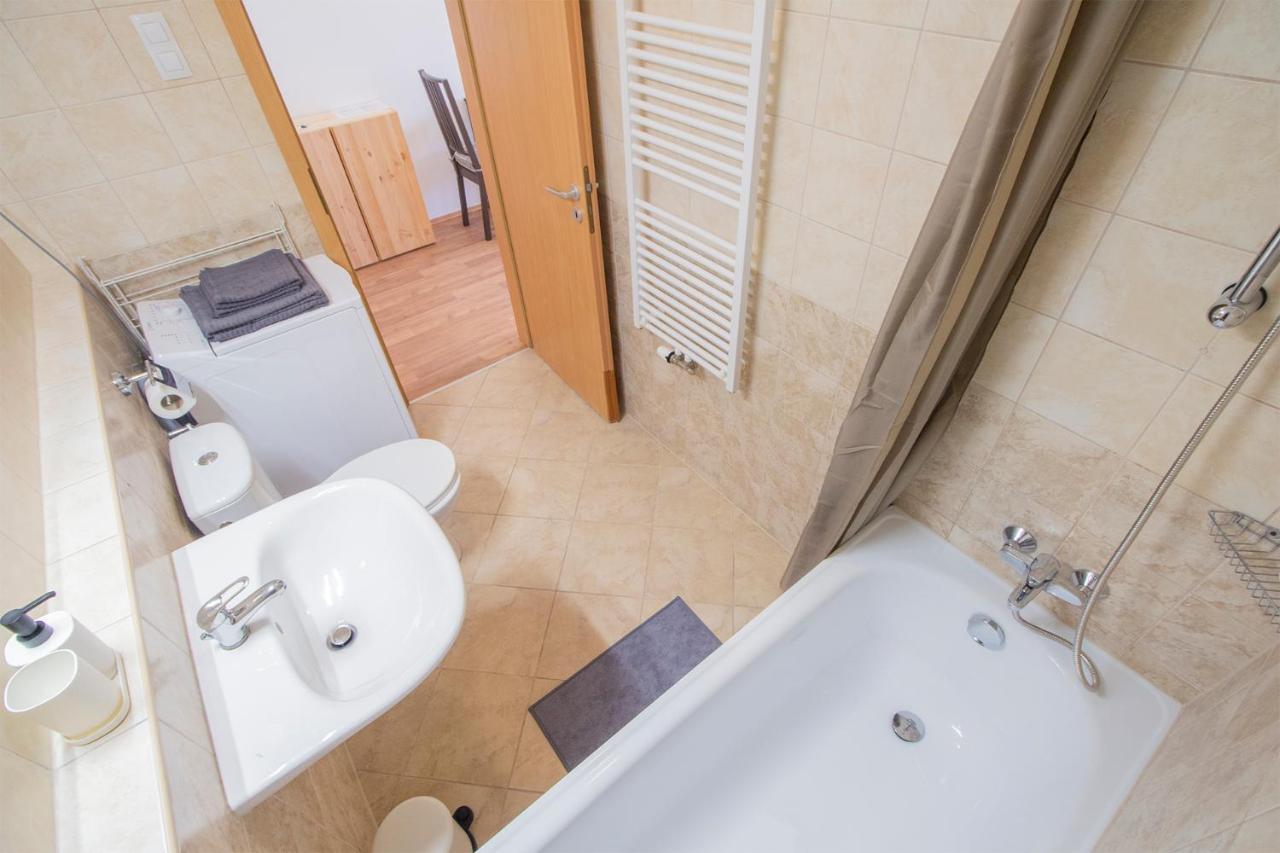 Corvin Modern Studio With Ac, Parking Apartment Budapest Exterior photo