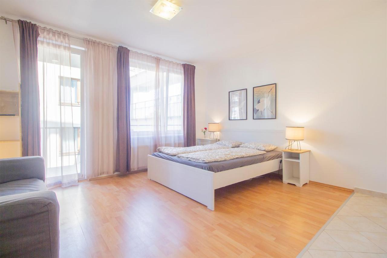 Corvin Modern Studio With Ac, Parking Apartment Budapest Exterior photo